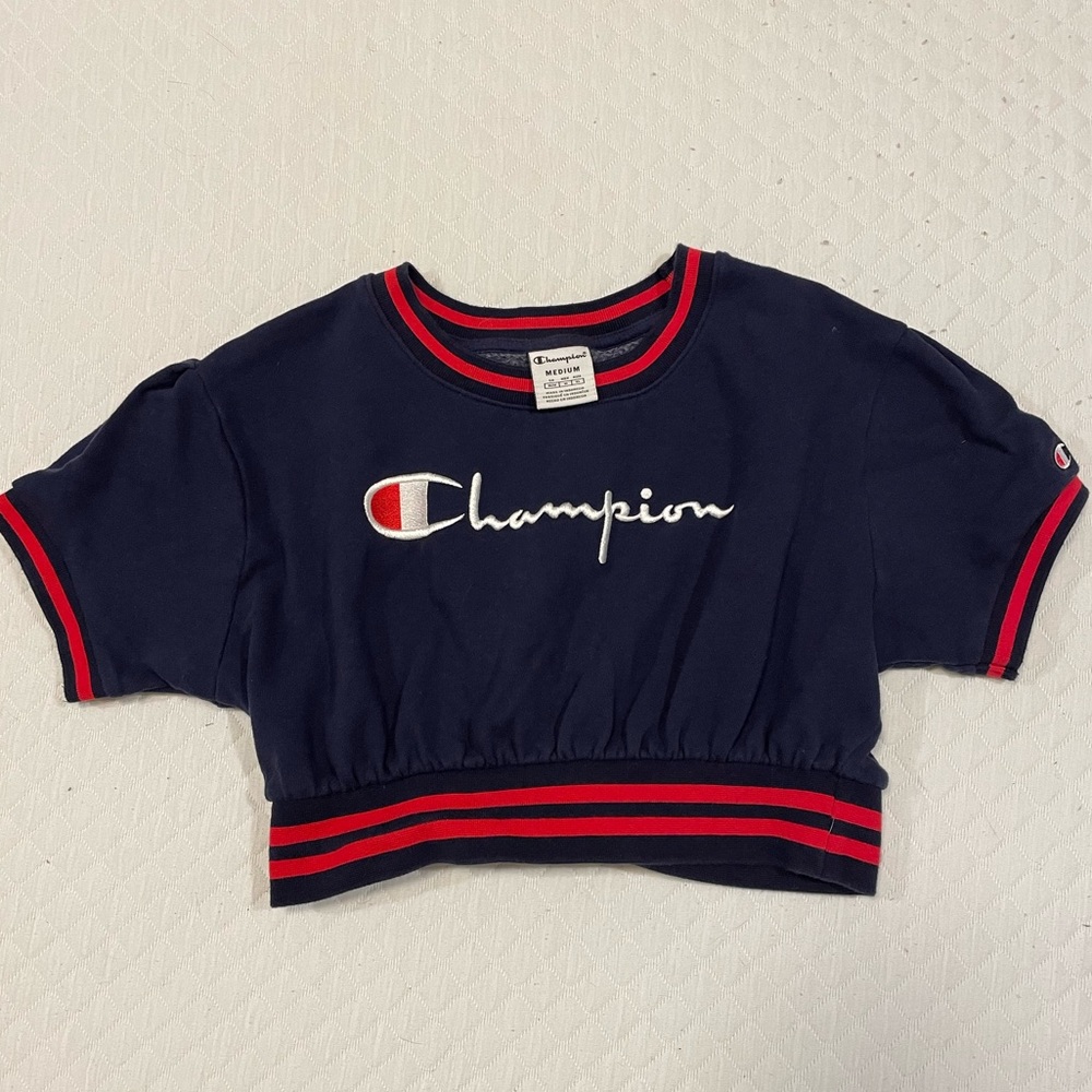 Champion cropped shirt